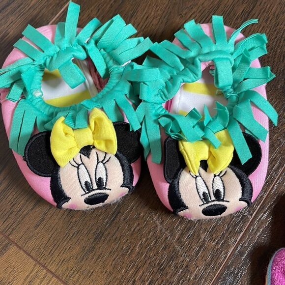 (6)
Piece GIRLS 12Mos Spring Summer Athletic Swim Set - Picture 4 of 8